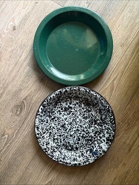 Vintage Green Enamel Plate & Black White Splatter Enamel Plate - Set of 2